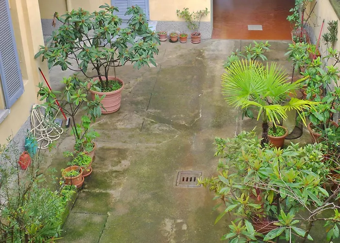 Bwr - Two-Room Apartment Near The Station, Venini